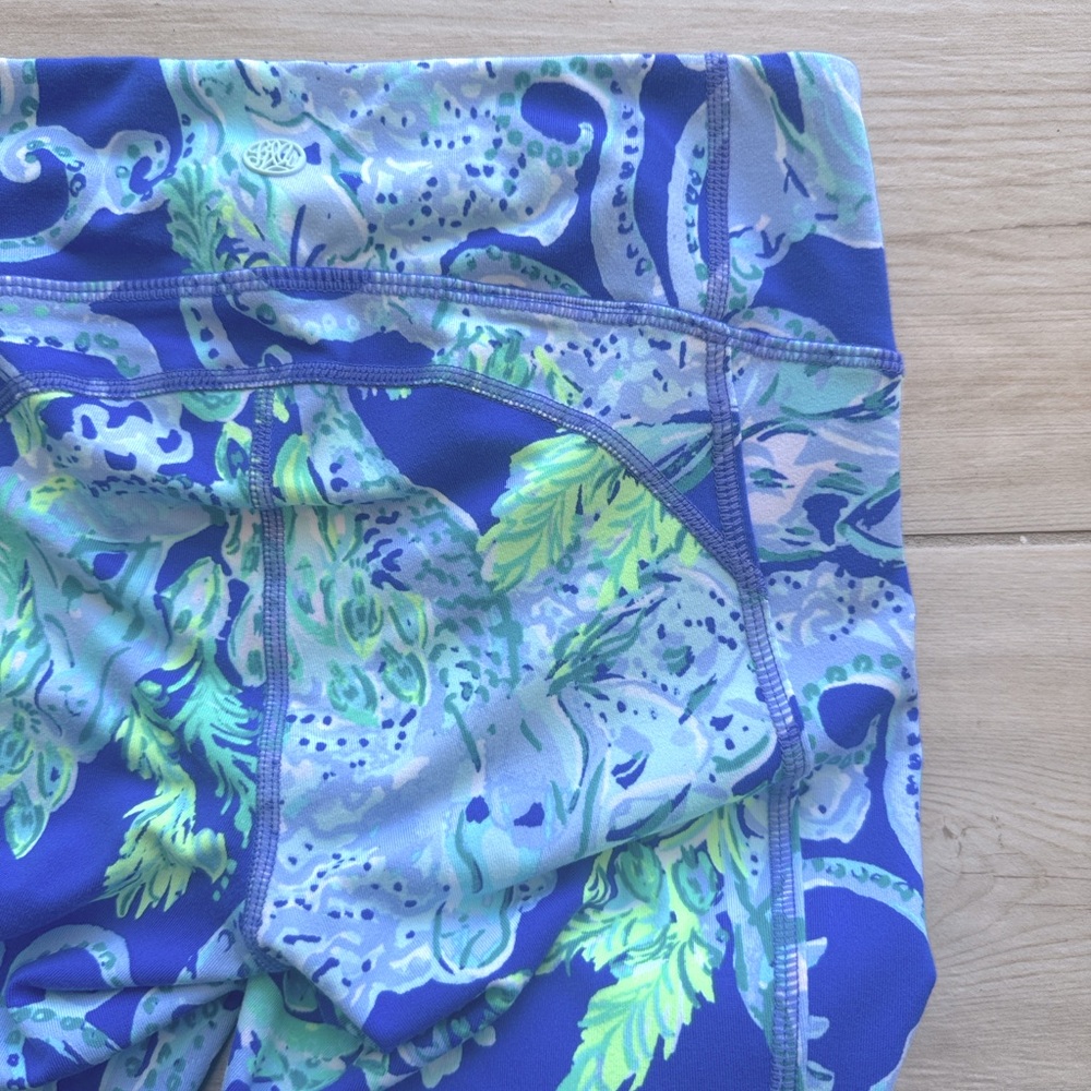 Lilly Pulitzer Weekender Leggings Luxletic Blue Current Sea Sirens Octopus XS - Picture 4 of 6